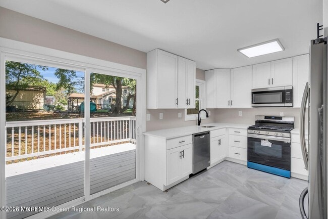 Building Photo - 1016 Woodlane Rd