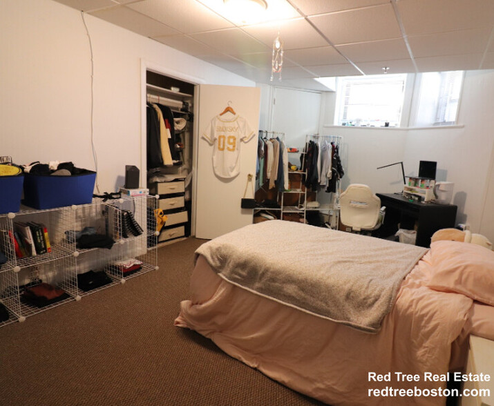 Apt B1 - 405 Huntington Ave