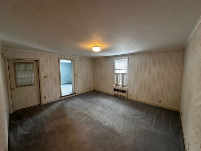 Primary Photo - 255 Market St