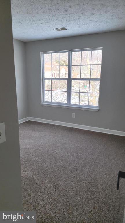 Building Photo - 10011 Welshire Dr