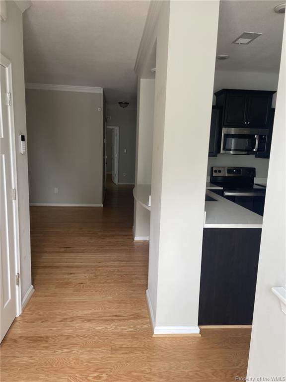 Building Photo - 1201 Kings Land Court