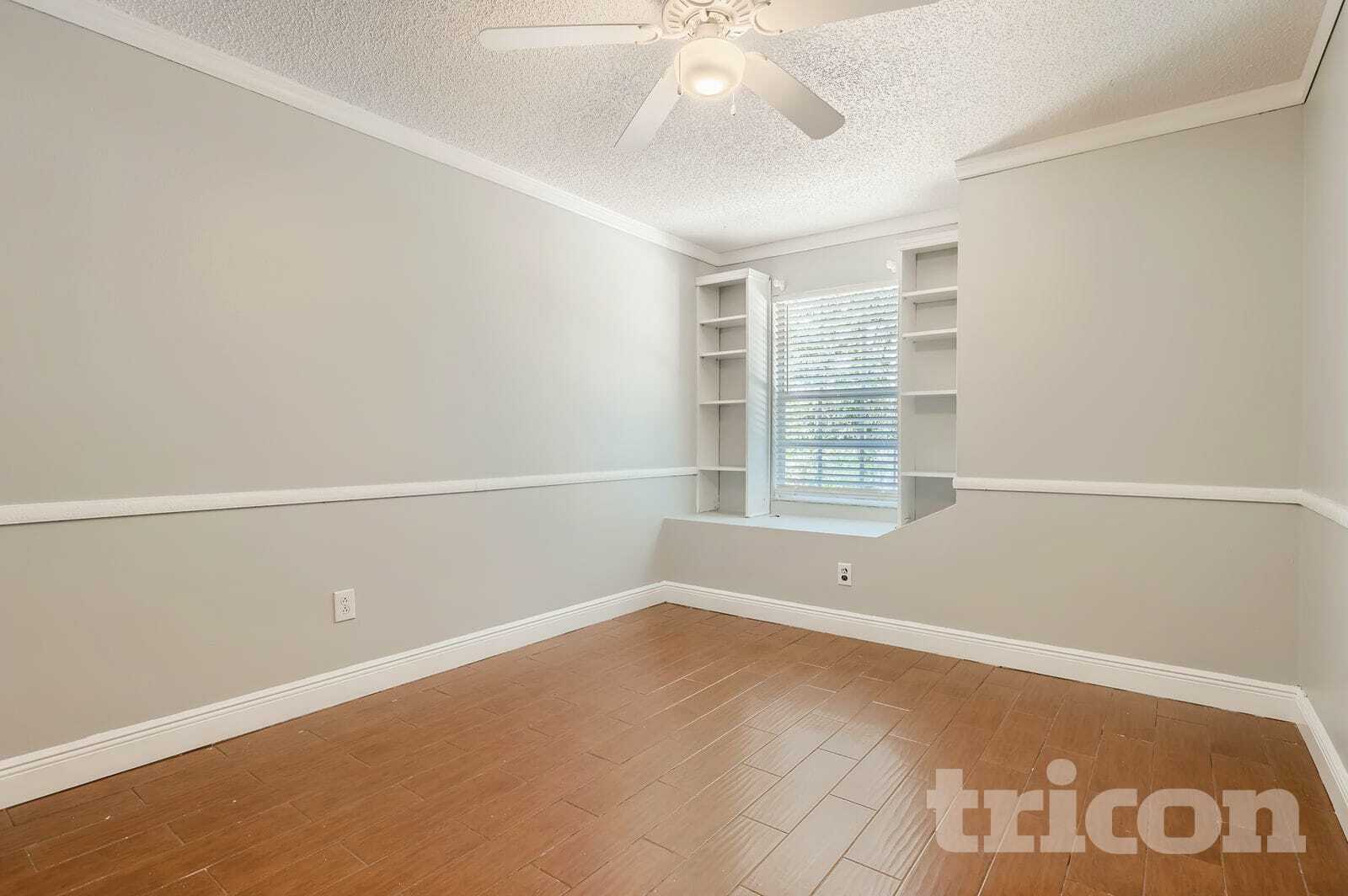 Building Photo - 28534 Tall Grass Dr