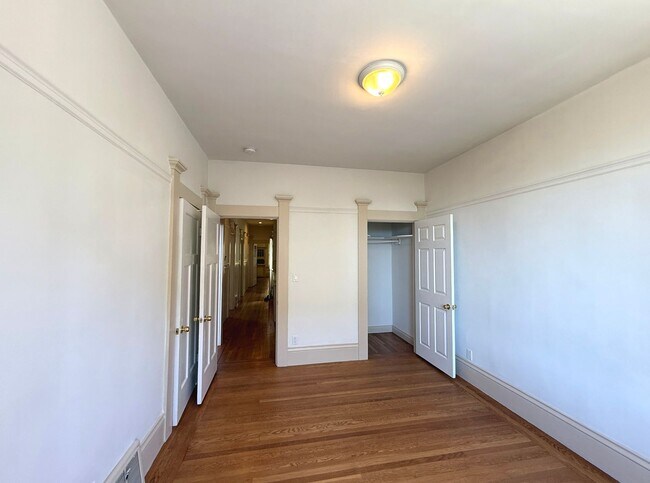 Building Photo - 1512-1514 Leavenworth - LEASE ONLY