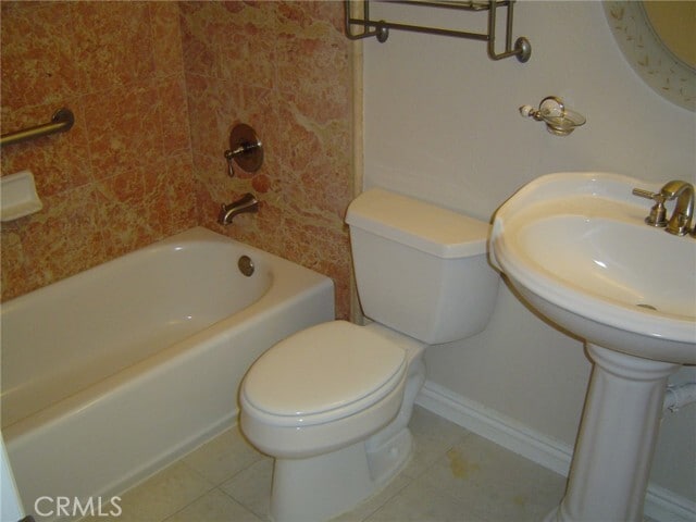 Building Photo - 902 Basilone Dr