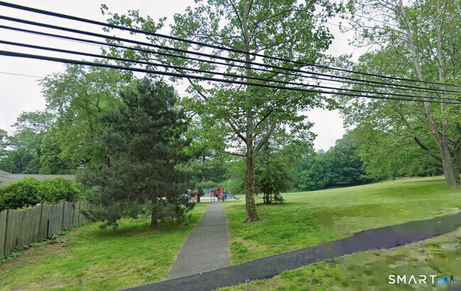 Building Photo - 90 2nd St