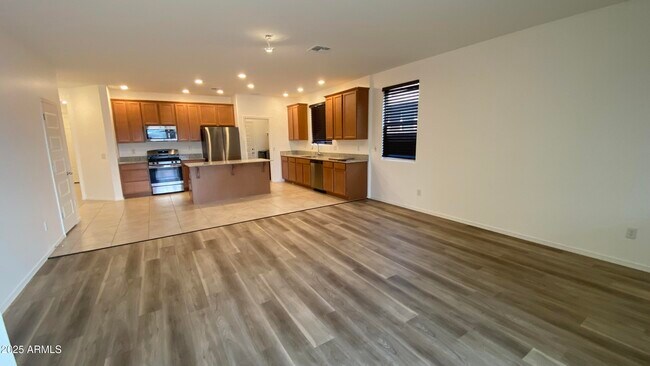 Building Photo - 13171 W Buckskin Trl