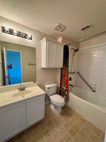 Building Photo - 7228 Mediterranean Dr
