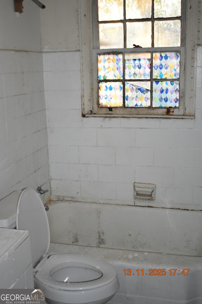 Building Photo - 3189 Somerset Dr