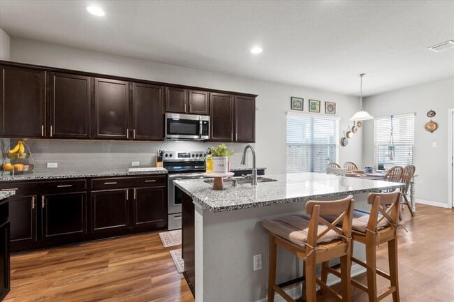 Building Photo - 1300 Ferryman Dr