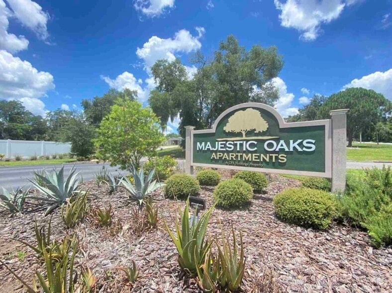 Primary Photo - 37220 Majestic Oak Ct