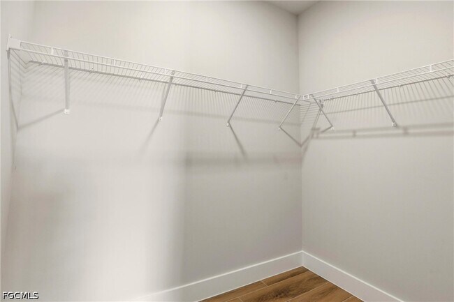 Building Photo - 2630 NW 23rd Ave