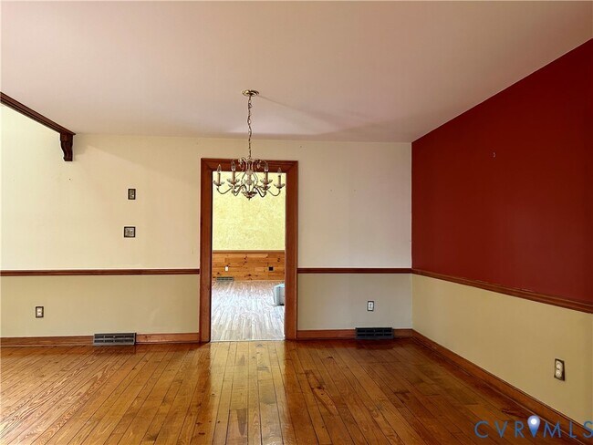 Building Photo - 8203 Spring Meadow Rd