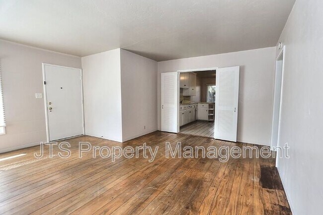 Building Photo - 3109-3111 Hampshire Drive