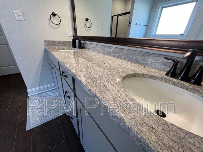 Building Photo - 14401 Sterling Oaks Dr