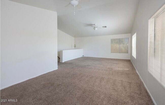 Building Photo - 12225 W Flanagan St