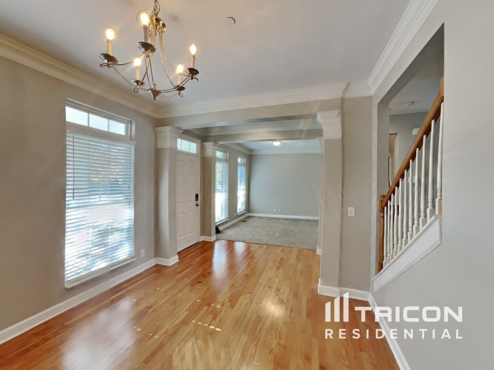 Building Photo - 1307 Creekside Dr