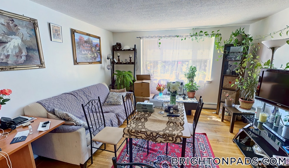 Building Photo - 365 Faneuil St