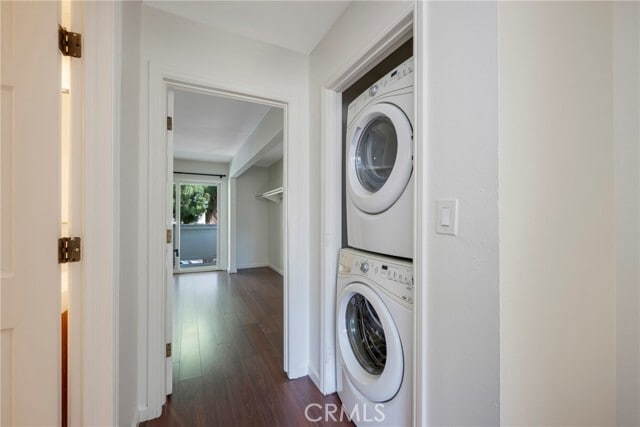 Building Photo - 410 N Clark St