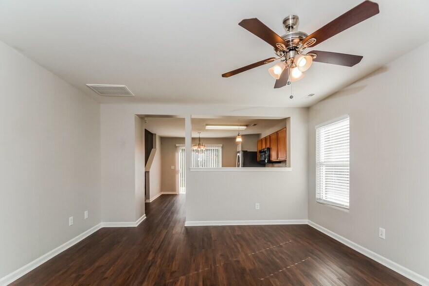 Building Photo - 8169 Cohosh Ct