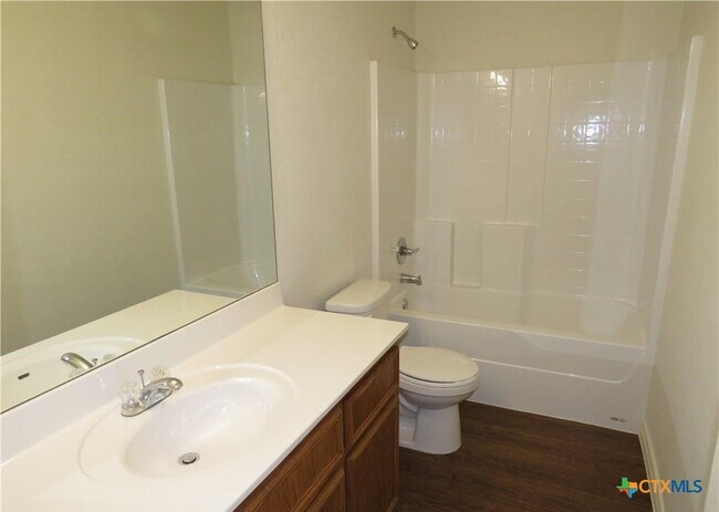 Building Photo - 5801 Lariat Ct