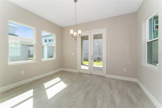 Building Photo - 13254 McMillan Dr
