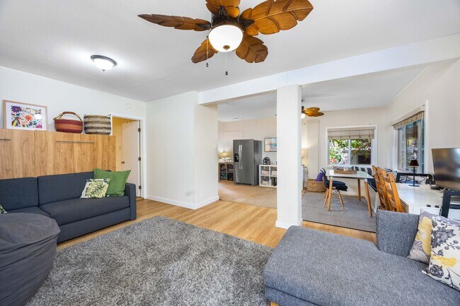 Building Photo - 59-018 Holawa St