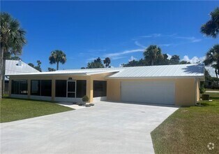 Building Photo - 5845 Garretts Rd