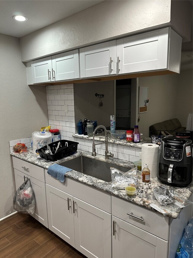 Building Photo - 2922 Randolph Rd