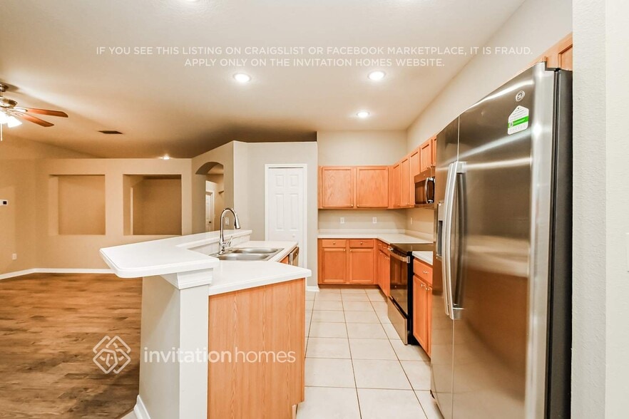 Building Photo - 1527 Emerald Hill Way