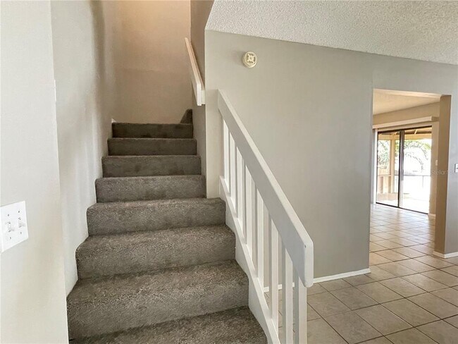 Building Photo - 687 Lake Dexter Cir