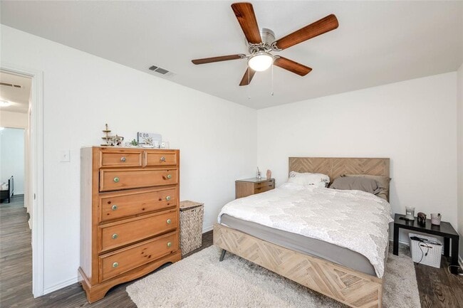 Building Photo - 3503 Larchmont Cove