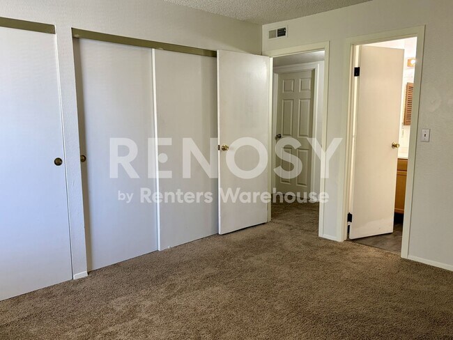 Building Photo - 3 Bed 2 Bath Condo | Aurora, CO | AVAILABLE NOW