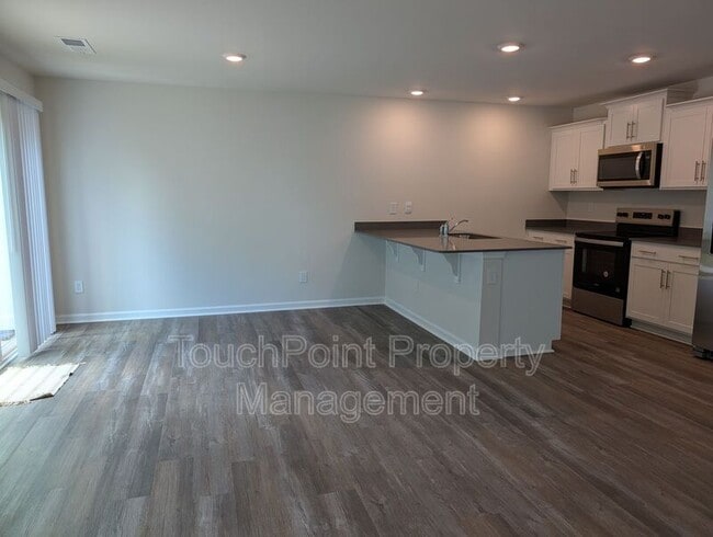 Building Photo - 5132 Hyrule Dr