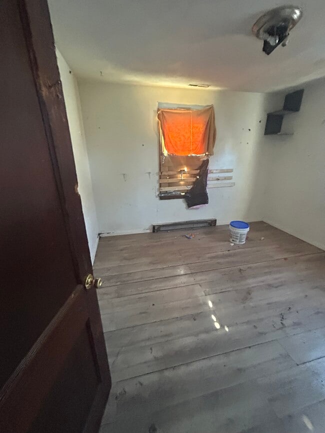 Building Photo - 5443 Rosemont Ave