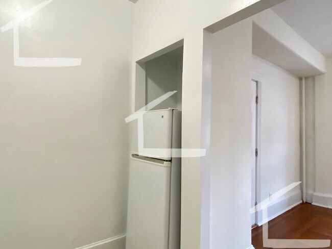Building Photo - Packard's Corner Area, Heat, Hot Water Inc...