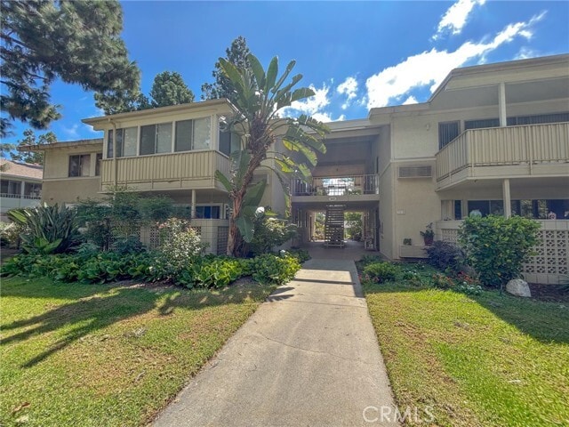 Building Photo - 353 Avenida Sevilla