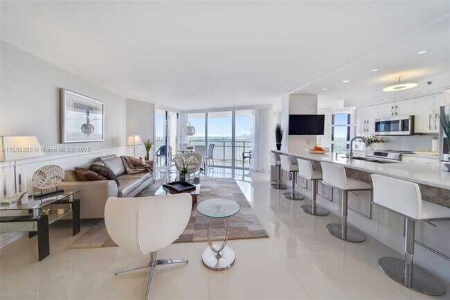 Building Photo - 4000 Towerside Terrace