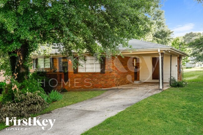 Building Photo - 5562 Hood St