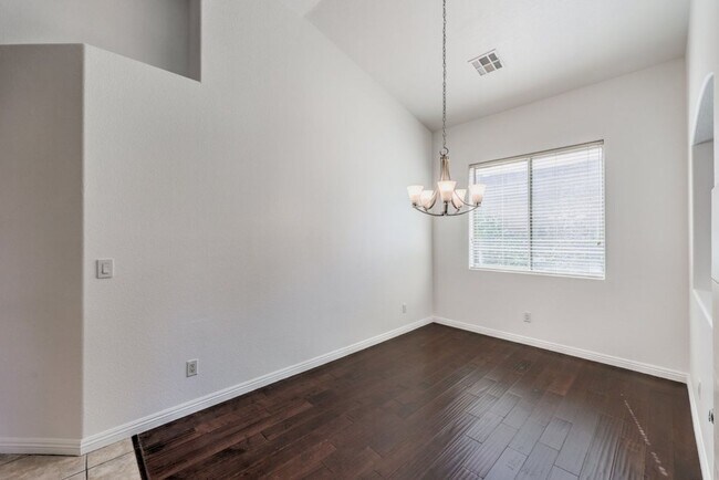 Building Photo - Stylishly Updated Henderson Home | New Stainless Steel Appliances | Heated Pool