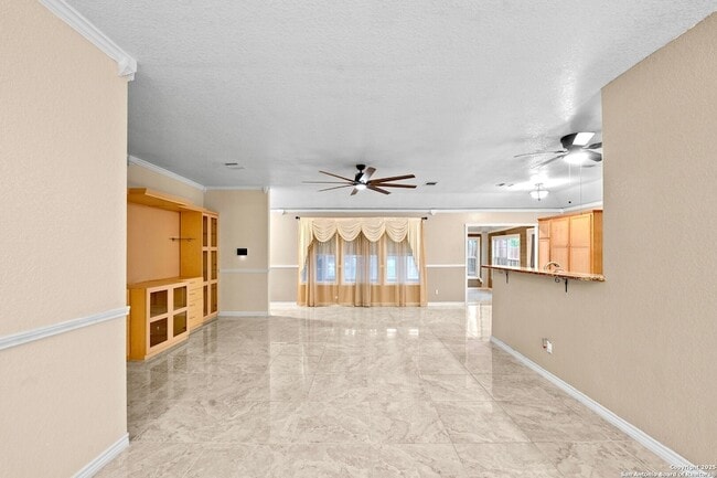 Building Photo - 6739 Tezel Bend