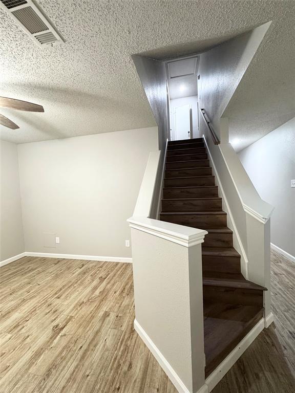 Building Photo - 406 Beverly Ln