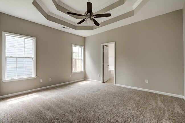 Building Photo - 1621 Old Cahaba Ct
