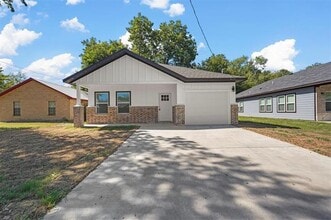 Building Photo - 813 Oneal St