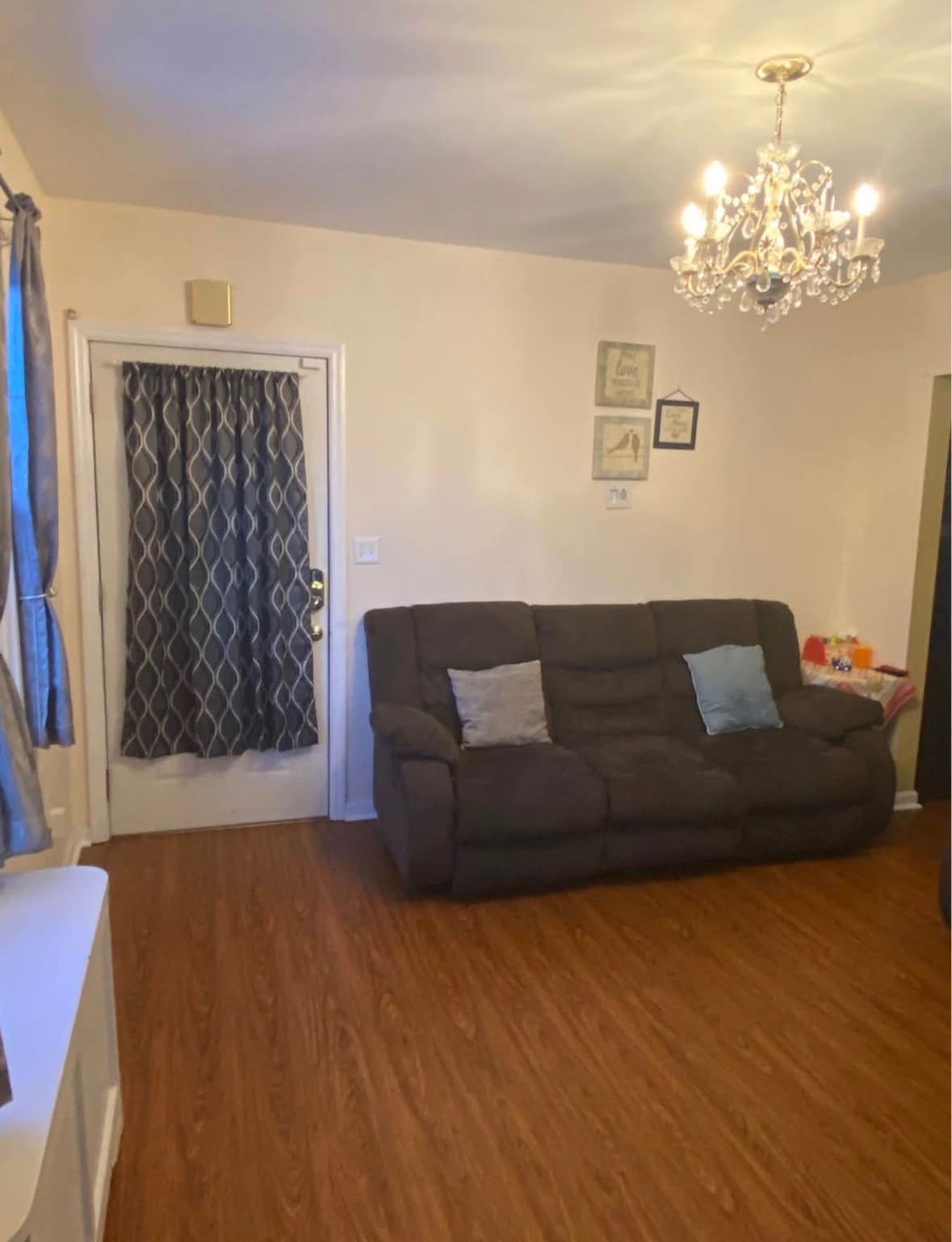 Building Photo - 159 S 4th Ave