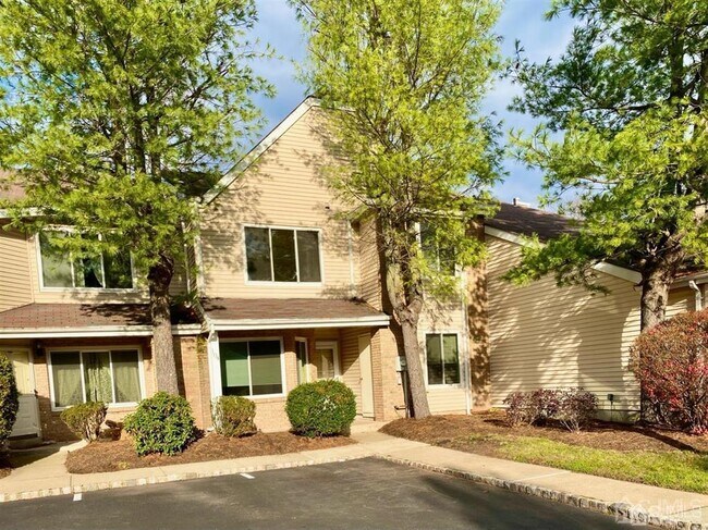 Building Photo - 104 Nathan Dr