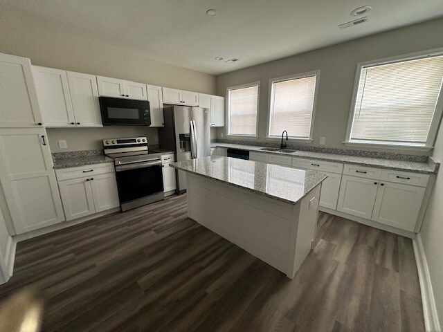 Building Photo - 298 Fremont Ave