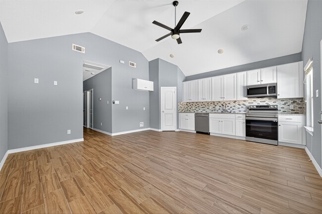 Building Photo - 9755 Black Gum