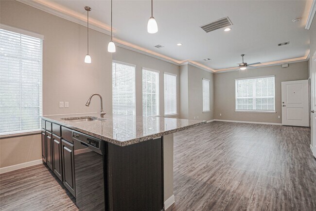 Building Photo - 4510 Dorado Dr
