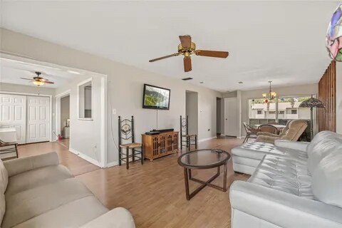 Building Photo - 416 Windrush Bay Dr