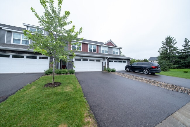 Building Photo - 16415 Jaffna Pl